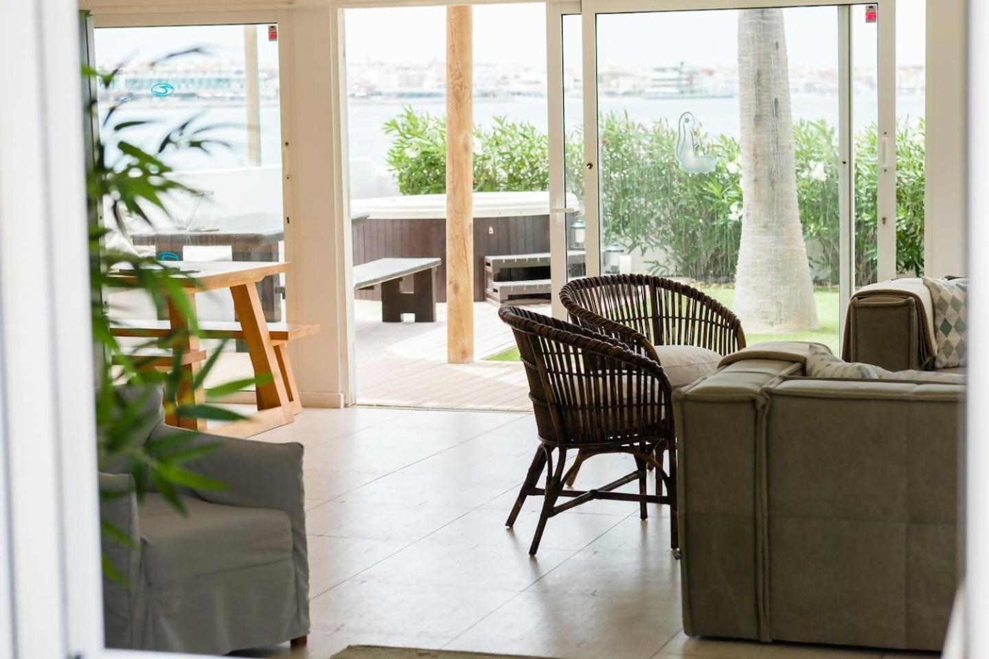 Villa Maluhia Frente Al Mar Y Jacuzzi Corralejo Exterior foto